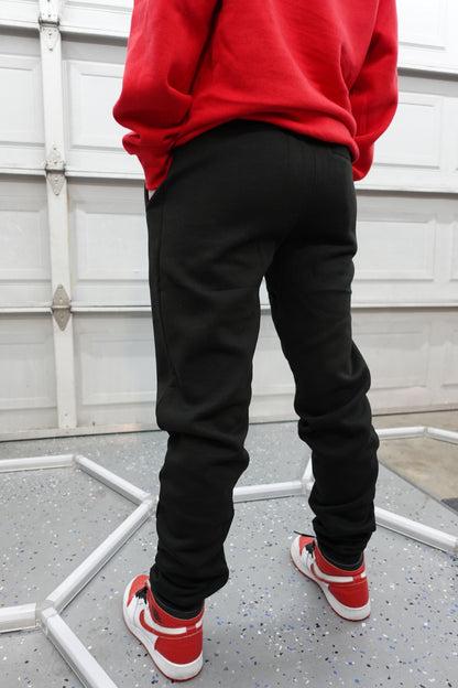 LOGO SWEATS - BLACK & WHITE